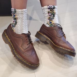Dr. Martens Brogues in Brown Leather